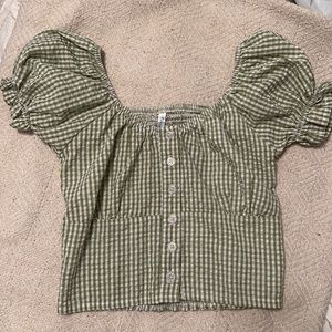 green and white plaid puff sleeve shirt